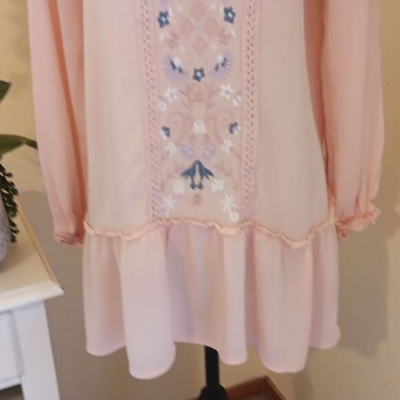 Suzanne Betro Pink Lace Blouse. Soft Girl - Picture 3 of 10